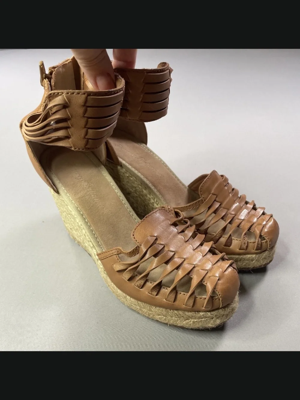 NEW Tommy Bahama Shoes Womens 7 brown leather jute Rakona wedge heels summer